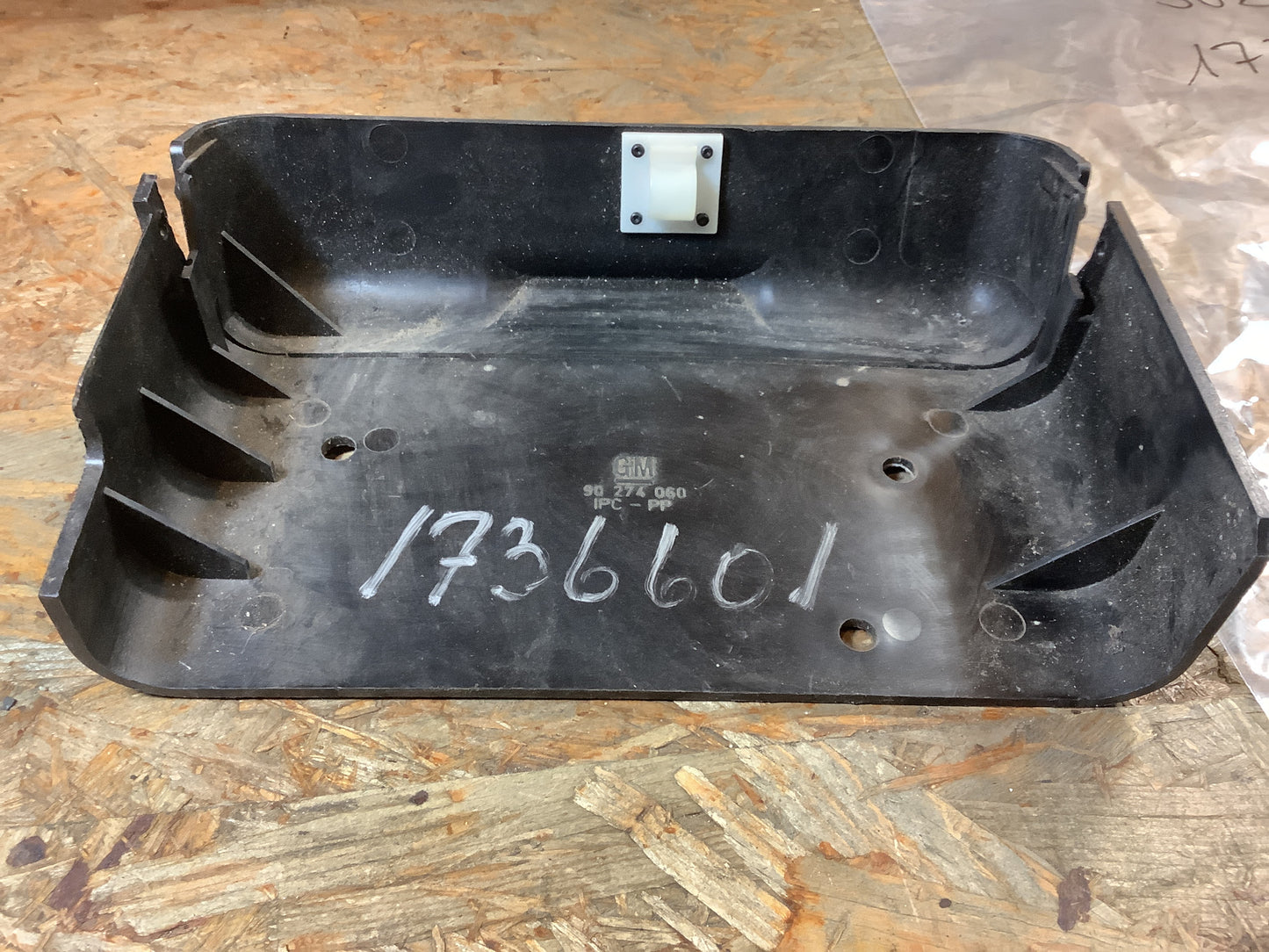 Modell unbekannt, Abdeckung, Ablagefach Original GM NEU