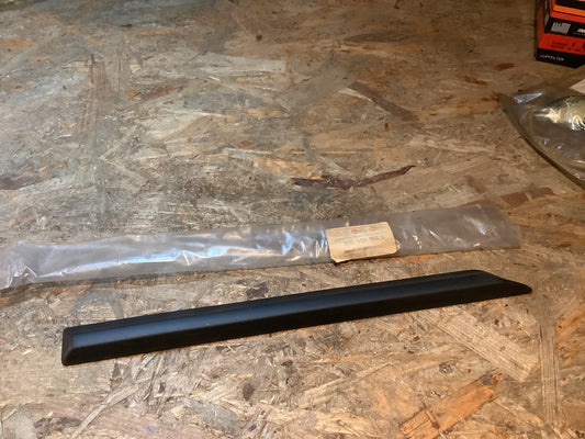 VW Scirocco 2 Zierleiste hinten links Original VW NEU