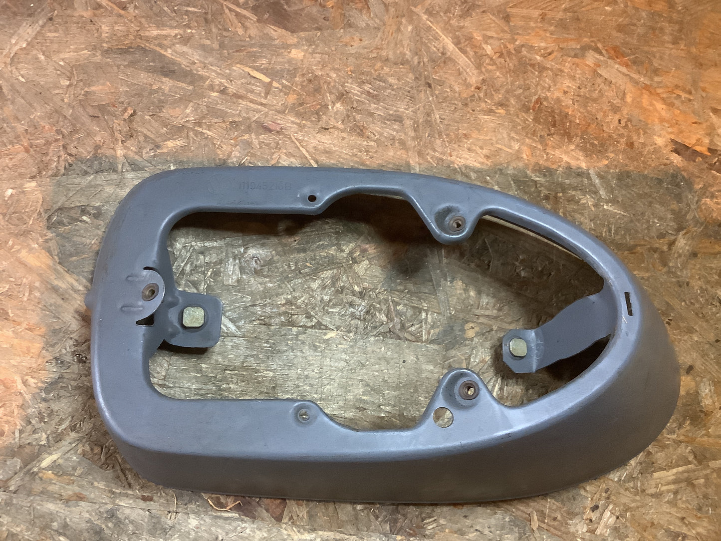 VW Käfer Bj. 71-80 Rückleuchtengehäuse rechts Original VW NEU