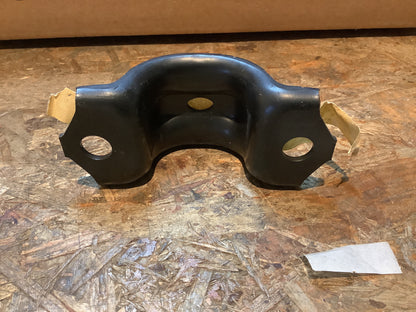 Audi 100/200 C2 Typ 43 Schelle vorn Stablisator innen Original VW NEU