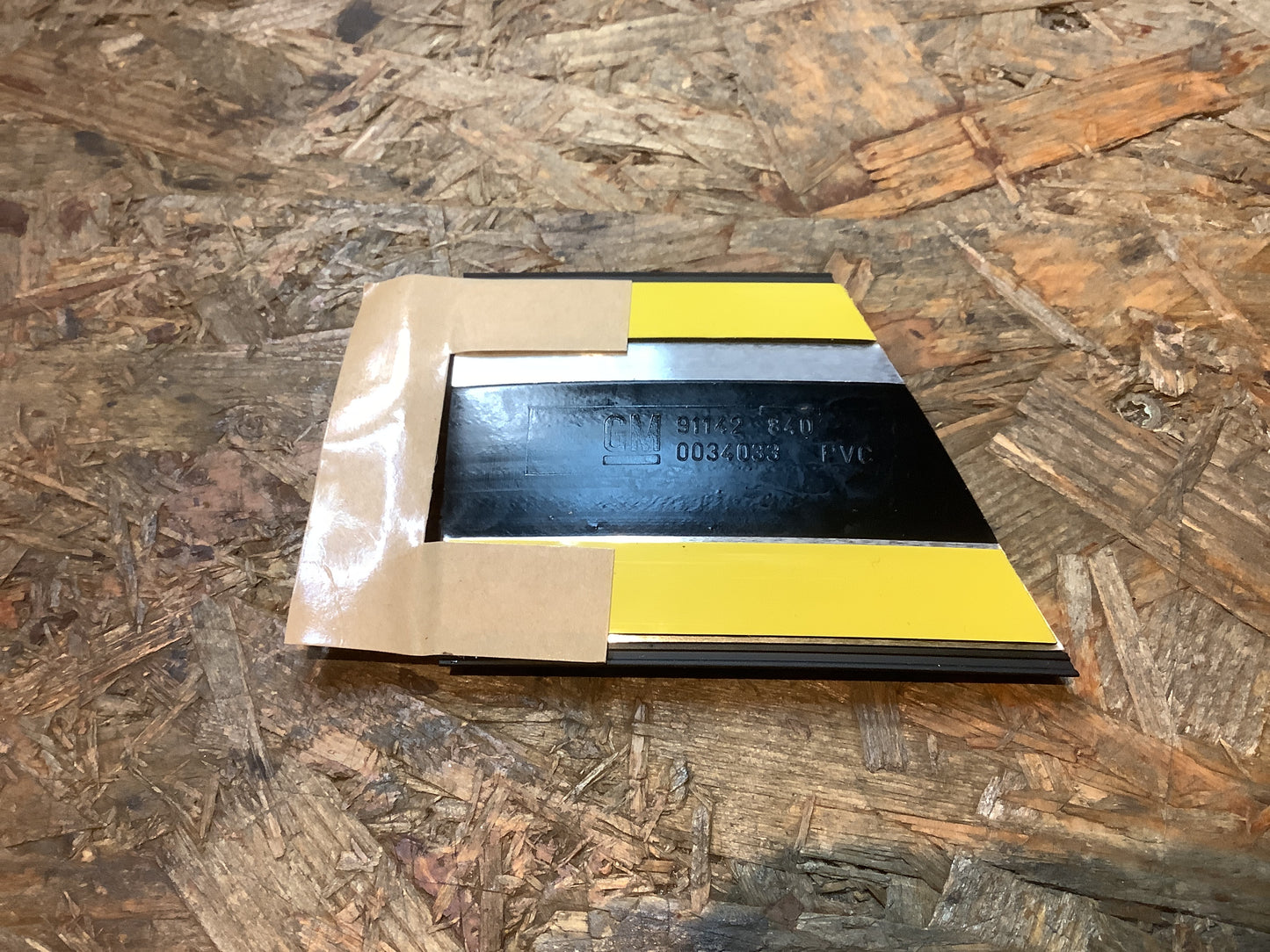 Opel Frontera Leiste Kotflügel vorn rechts Original GM NEU