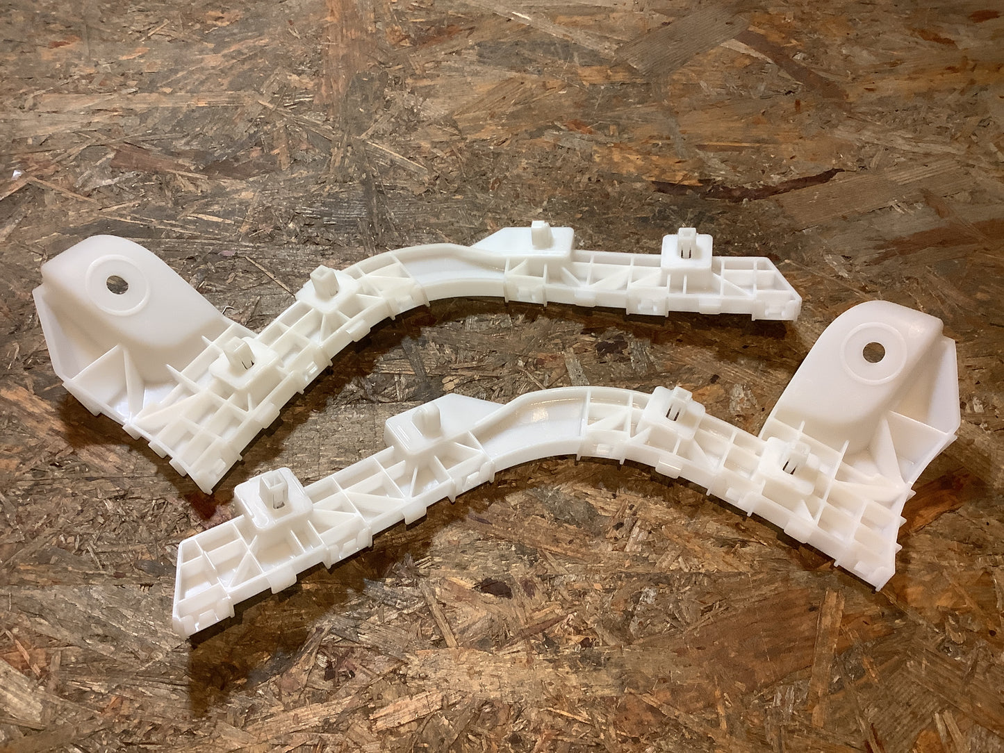 Mitsubishi ASX (GA) Stoßstangenhalter-Set R+L Original Mitsubishi NEU