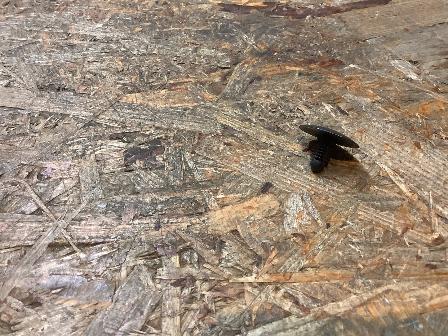 Chevrolet Spark/Matiz Clip an Motorhaube Original GM NEU