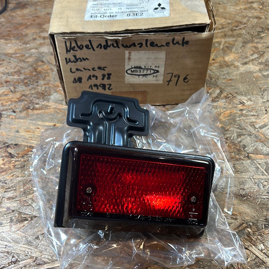 Original Mitsubishi Nebelschlussleuchte Lancer 88-92