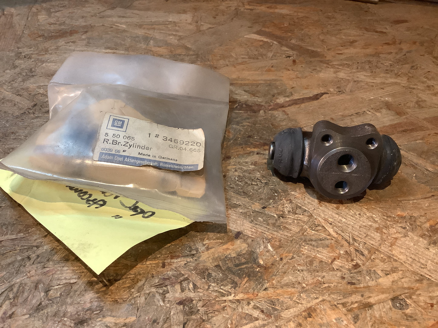 Opel Manta A/B, Opel Ascona A/B Radbremszylinder Original GM NEU