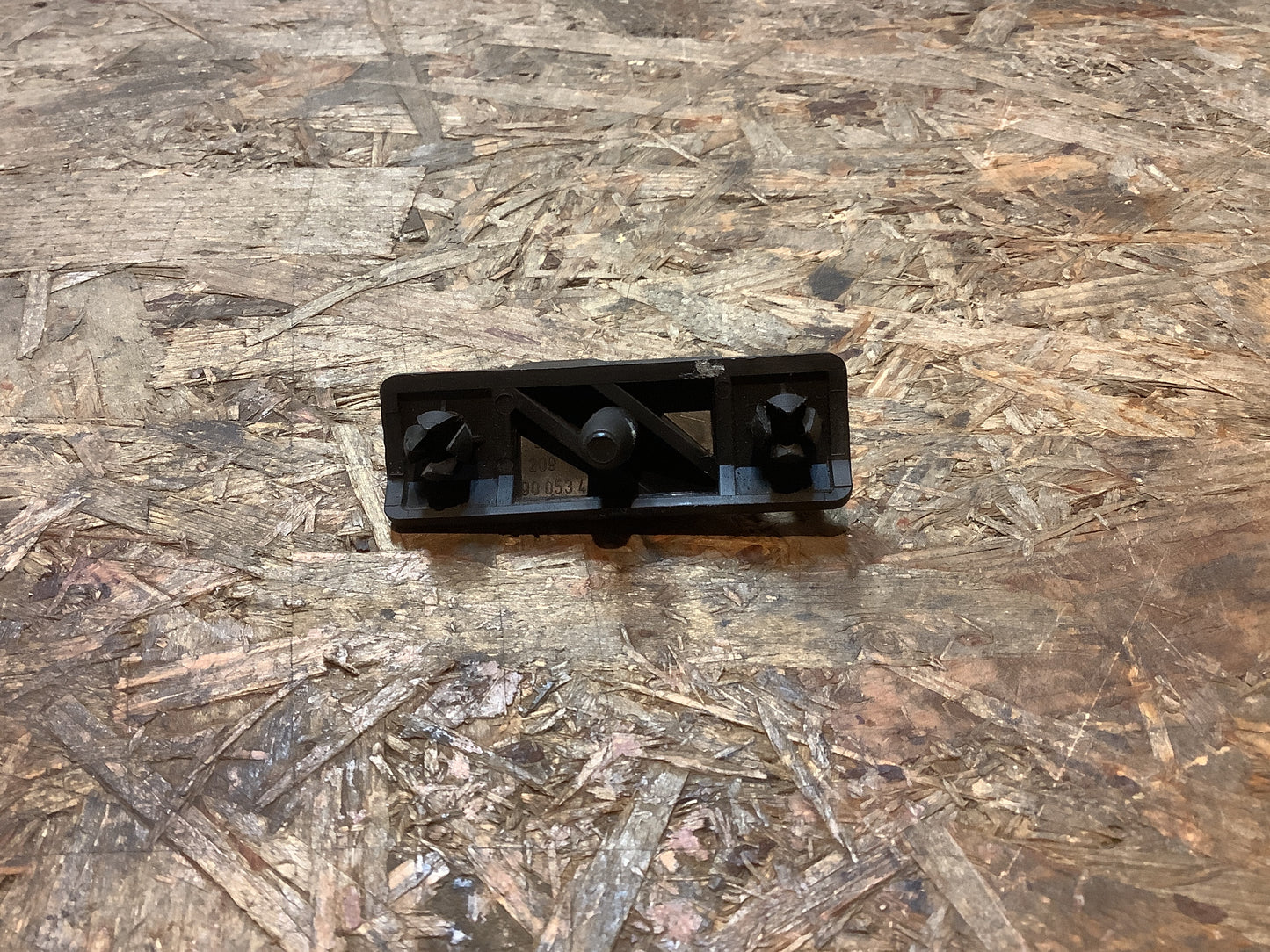 Kadett D Stoßstangenanschlag, Heckklappe Original GM NEU