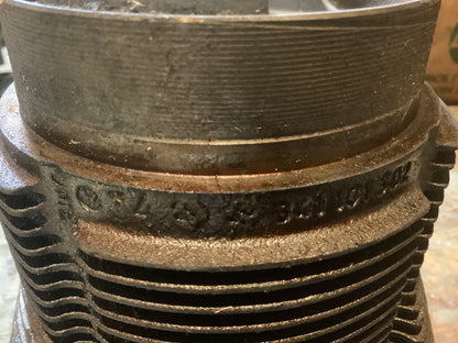 VW 1500,1600 Bj. 65-73 Kolben/Zylinder Original VW NEU