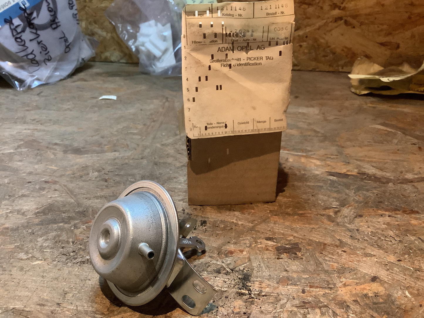 Opel Ascona C 1.3, Kadett E 1.3 Unterdruckdose Original Opel NEU