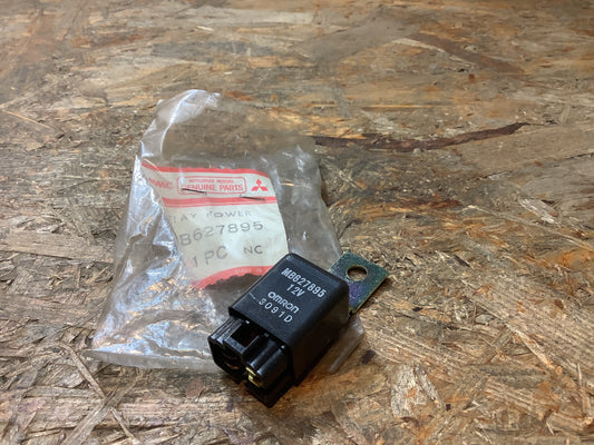 Mitsubishi Pajero Relais, Warnblinkanlage Original Mitsubishi NEU