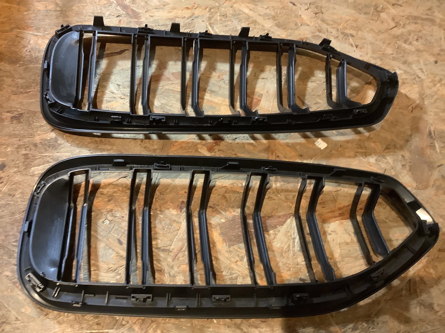 Sport Grill Gloss Black BMW Z4 (G29) Roadster 2018-heute  Dual Line