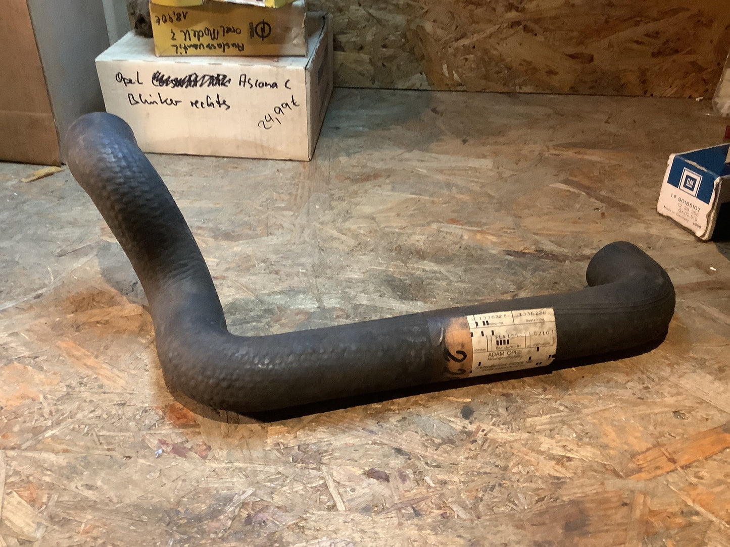 Opel Rekord E Kühlerschlauch unten Original Opel NEU