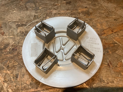 VW Golf 3/4, Polo Radkappe mit eventuellen Lagerspuren Original VW NEU aus Altbestand