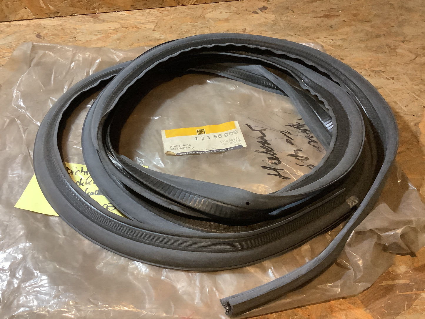 Opel Kadett D Dichtgummi Heckklappe Original Opel NEU