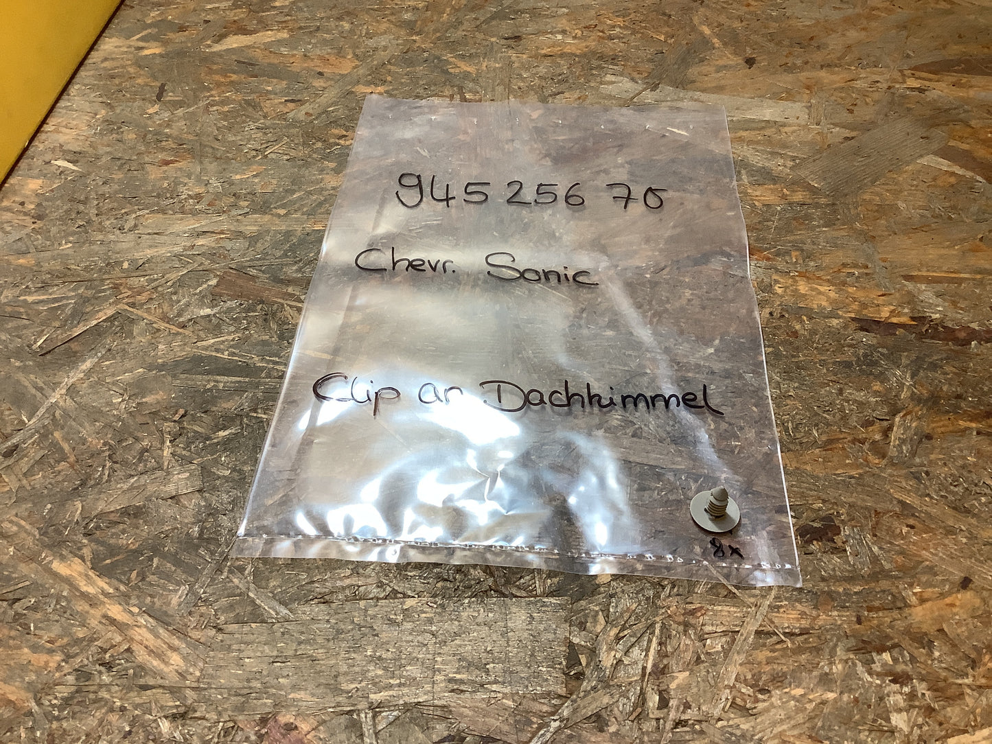 Chevrolet Sonic Clip an Dachhimmel Original GM NEU