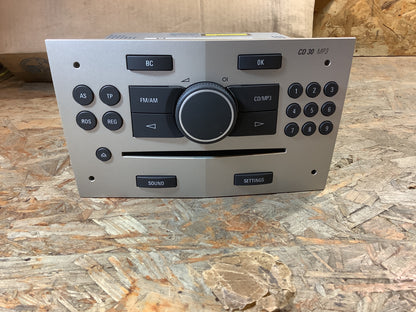 Astra H/Zafira B Radio CD30 MP3 Original GM NEU