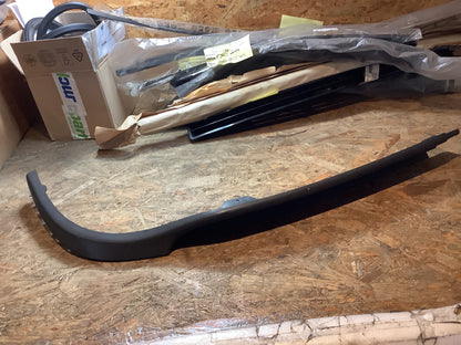 VW Passat 35i / B3 Spoiler vorn links NEU