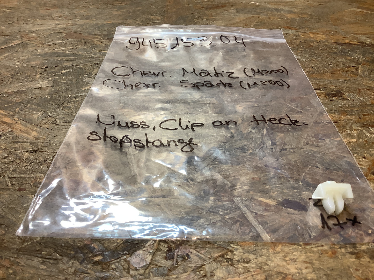 Chevrolet Matiz (M200), Spark (M200) Nuss, Clip an Heckstoßstange Original GM NEU