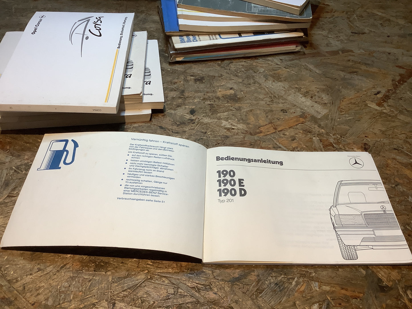Mercedes-Benz Bedienungsanleitung 190, 190E, 190D
