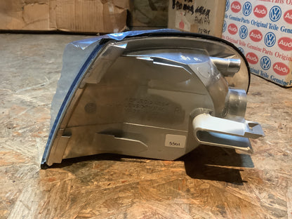 Audi A4,B5 Blinker rechts Original Genuine Parts NEU