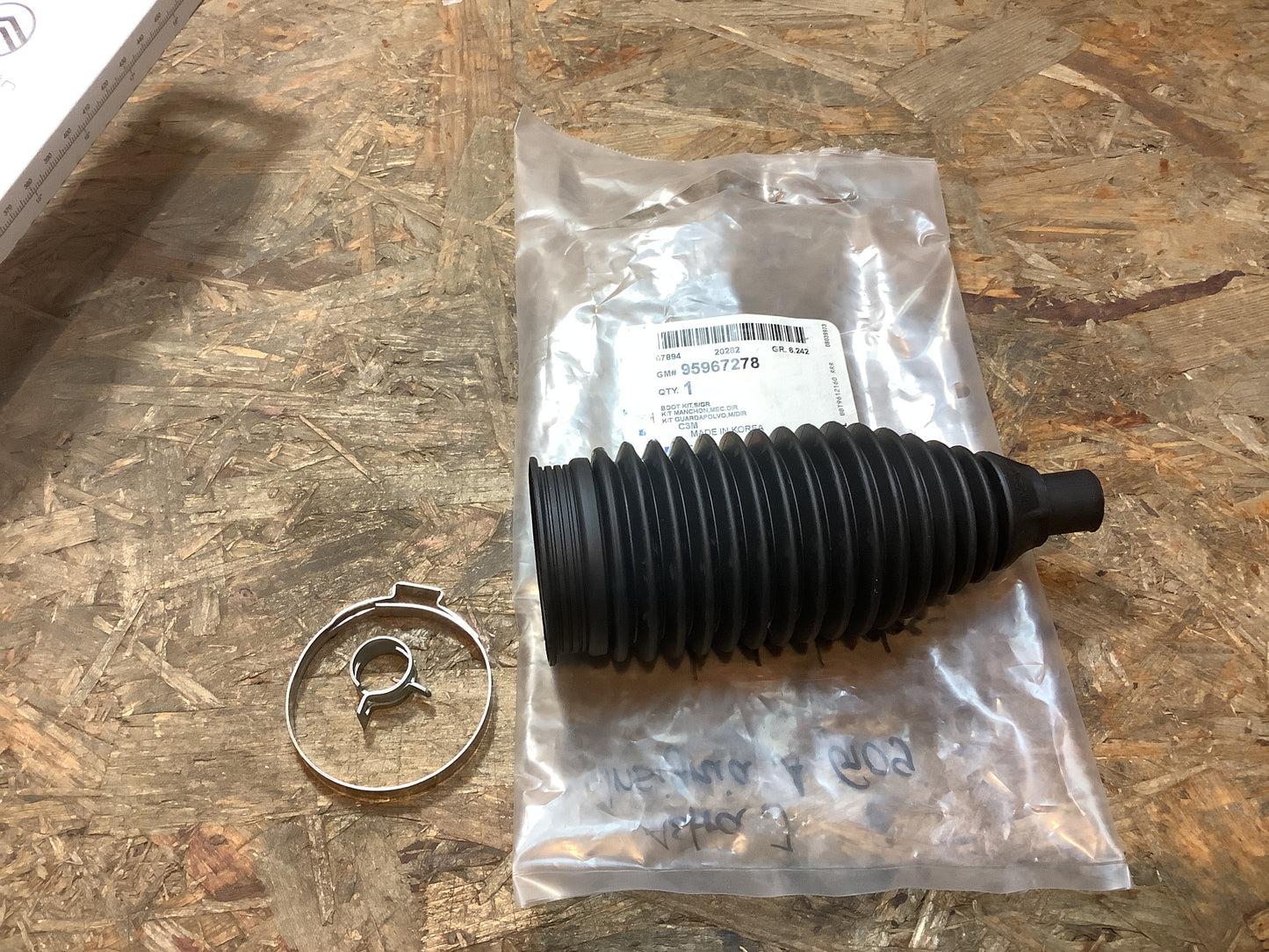 Astra J, Insignia A G09 Lenkgetriebemanschette Original GM NEU