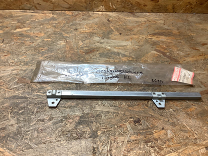 Mitsubishi Befestigungsschiene Türglas hinten links Original Mitsubishi NEU