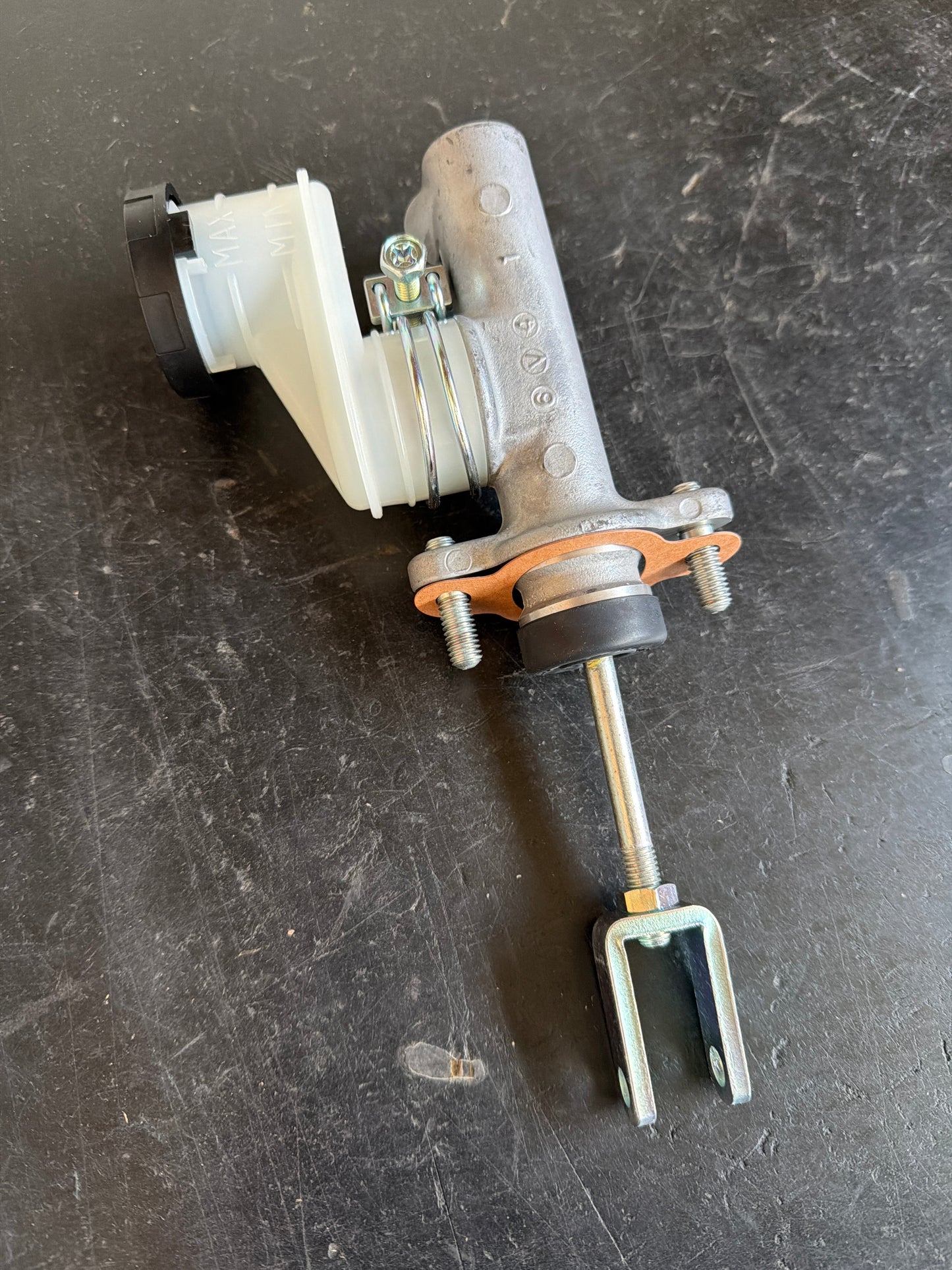 Original GM Opel Frontera B Kupplungsgeberzylinder NEU