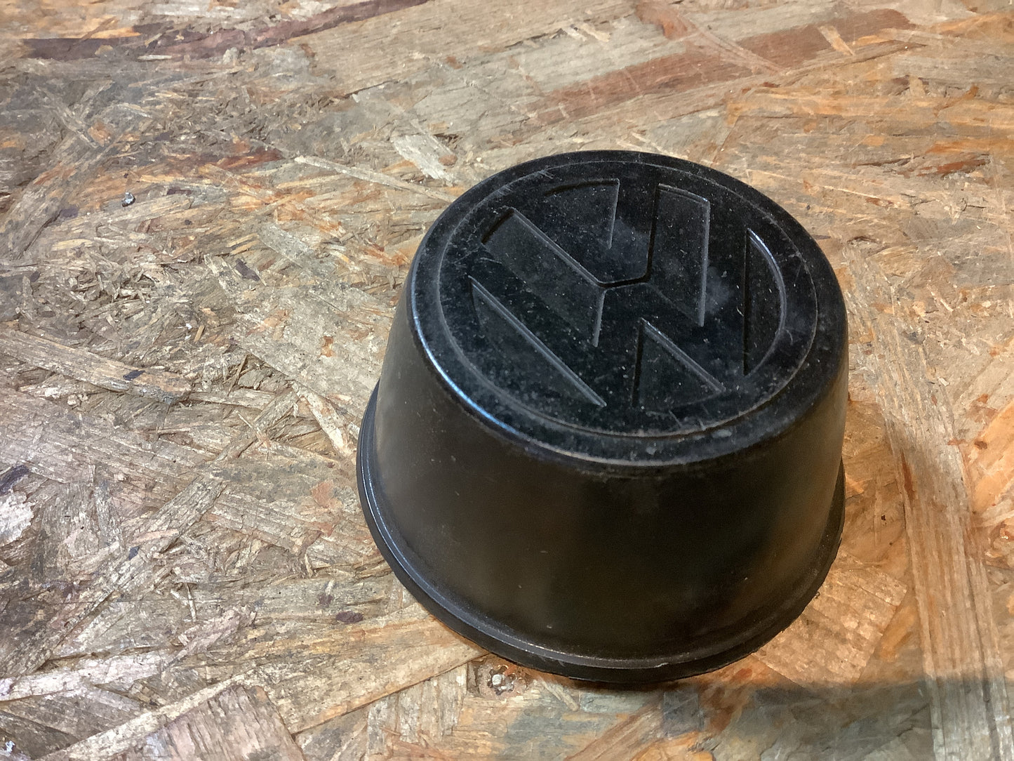 VW Golf II Nabendeckel Original VW NEU