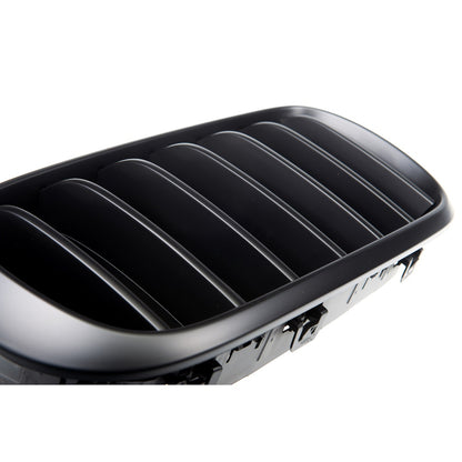 Sport Kühlergrill Set Matt Schwarz für BMW X5/X6 und Silber für AUDI Q5 Modell 2020