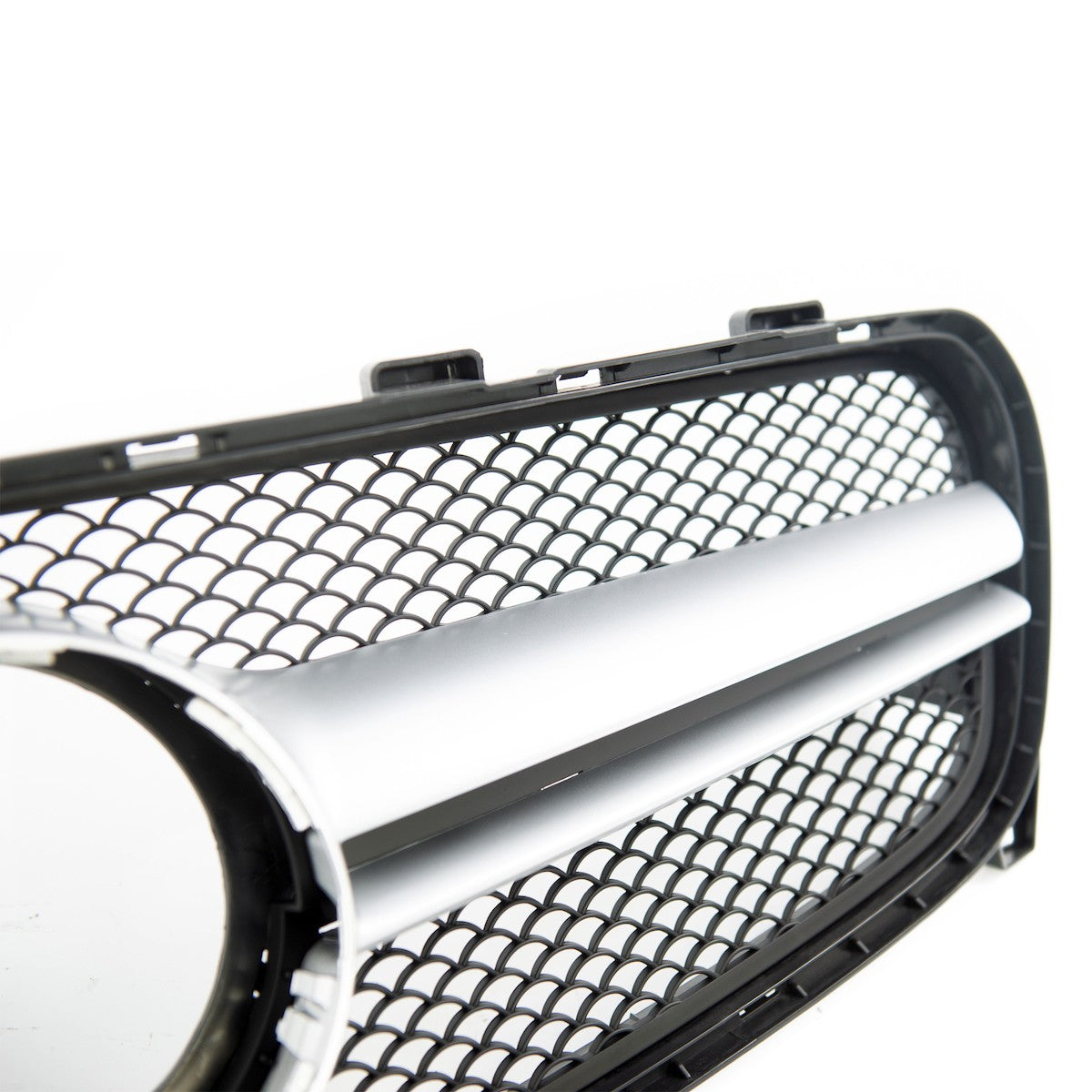 Frontgrill Silber passend für Mercedes GLA X156 2017-2019