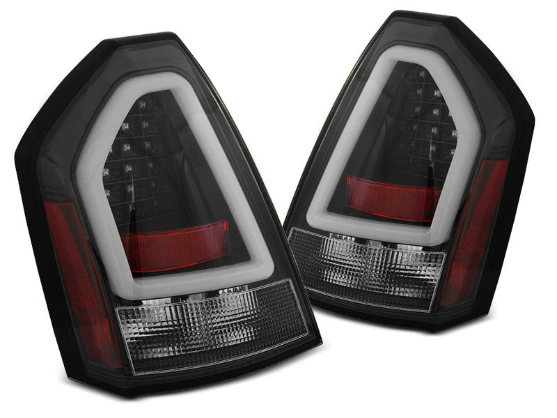 Tuning-Tec LED Lightbar Rückleuchten für Chrysler 300C Limousine 05-08 schwarz