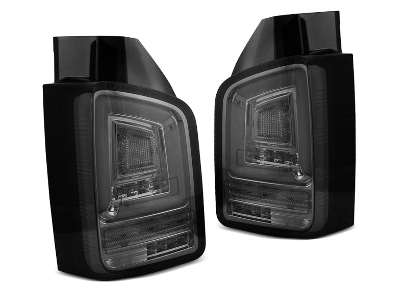 Tuning-Tec Voll LED Lightbar Rückleuchten für VW T5 GP 10-15 schwarz/rauch mit dynamischem Blinker