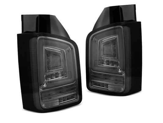 Tuning-Tec Voll LED Lightbar Rückleuchten für VW T5 GP 10-15 schwarz/rauch mit dynamischem Blinker