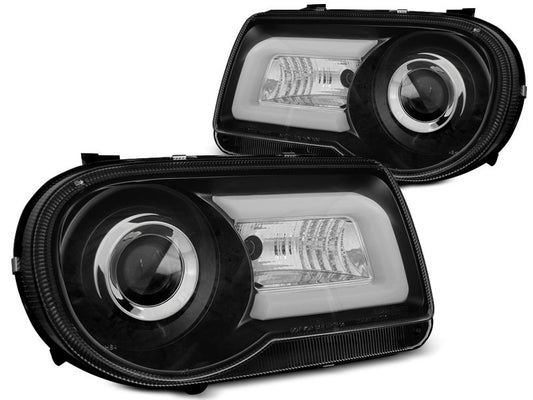 Tuning-Tec LED Tagfahrlicht Scheinwerfer für Chrysler 300C 05-10 schwarz LTI