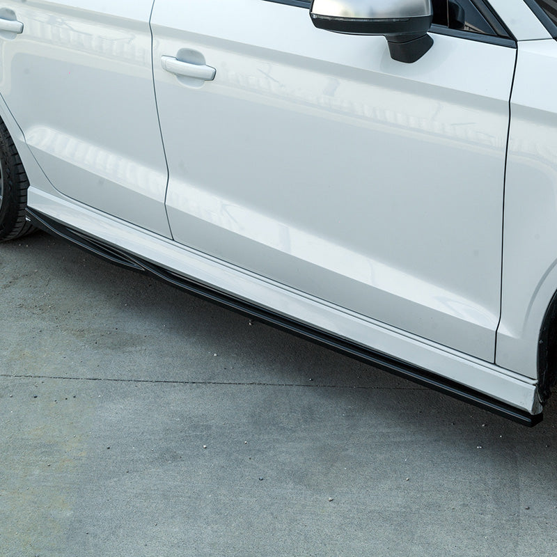 Oneway Kompletter Umbausatz passend für Audi S3 8V Limousine 2013-2016 - Schwarz glänzend