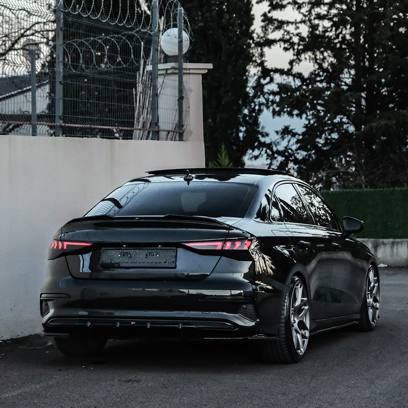 Oneway Kompletter Umbausatz passend für Audi A3 (8Y) Limousine 2020-2024 exkl. S-Line/S3/RS3 - Schwarz glänzend