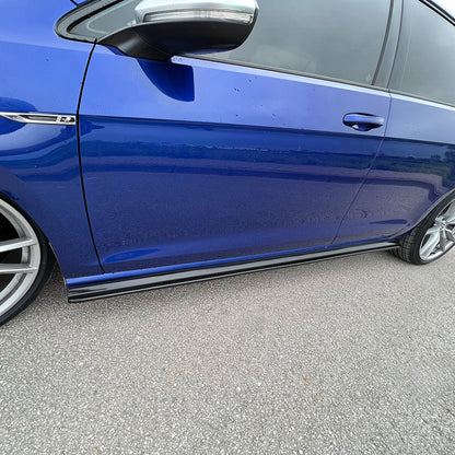 Oneway Kompletter Umbausatz passend für Volkswagen Golf VII (7.5) HB R 2017-2020 - Schwarz glänzend