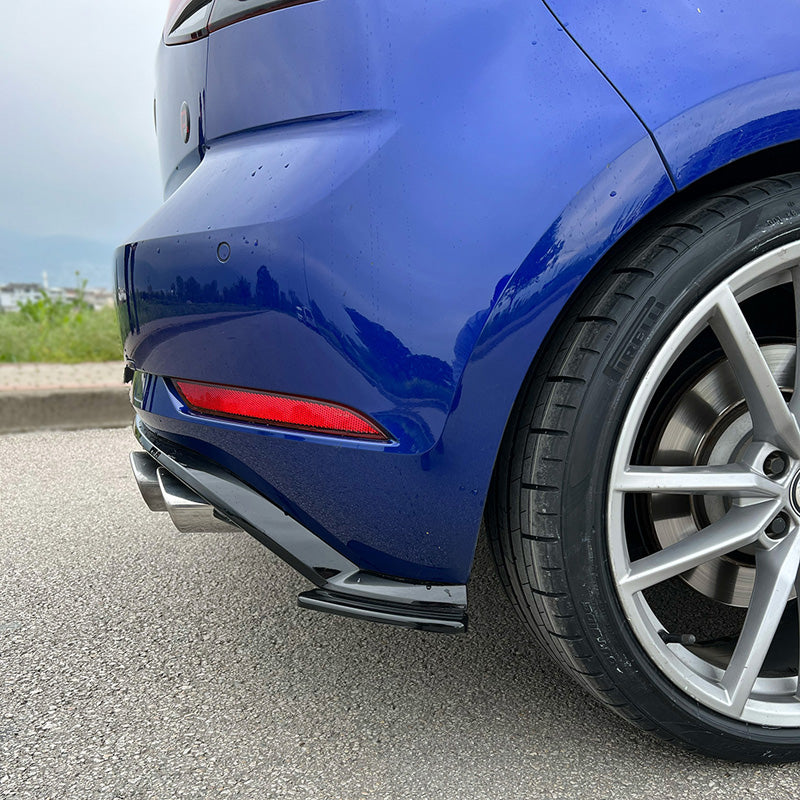 Oneway Kompletter Umbausatz passend für Volkswagen Golf VII (7.5) HB R 2017-2020 - Schwarz glänzend