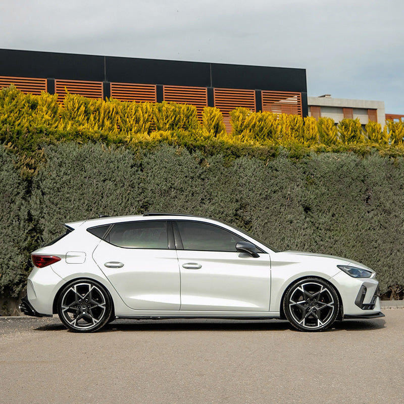 Oneway Kompletter Umbausatz passend für Cupra Leon Facelift 2024- - Schwarz glänzend