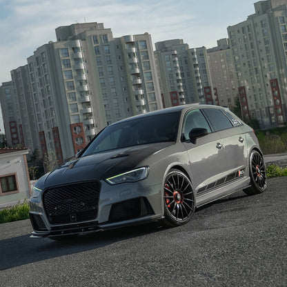 Oneway Kompletter Umbausatz passend für Audi RS3 8V Sportback 2015-2016 - Schwarz glänzend