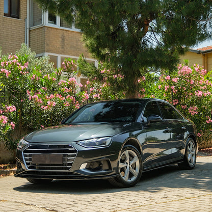 Oneway Kompletter Umbausatz passend für Audi A4 (B9) Limousine Facelift 2019-2024 - Schwarz glänzend