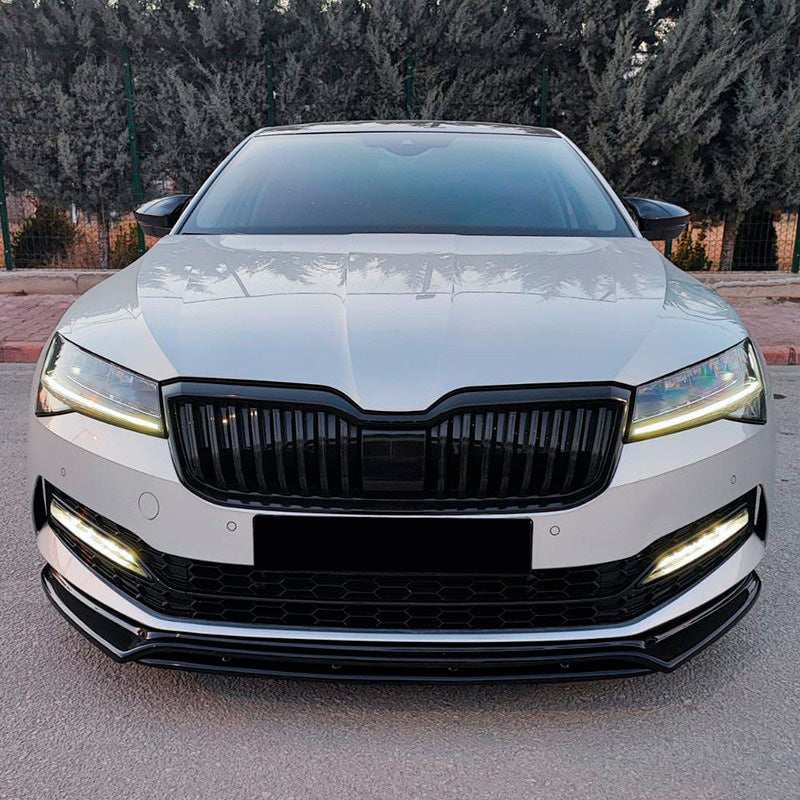 Oneway Frontspoiler passend für Skoda Superb 3V HB/Kombi Facelift 2019-2023 - Schwarz glänzend