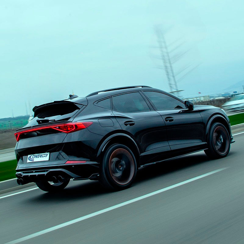 Oneway Heckschürzenansätze (Seitenteile) passend für Cupra Formentor 2020-2024 & Facelift 2024- - Version 2 - Schwarz glän...
