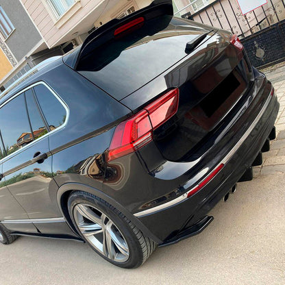 Oneway Heckschürzenansätze (Seitenteile) passend für Volkswagen Tiguan II Standart/R-Line 2016-2020 - Schwarz glänzend