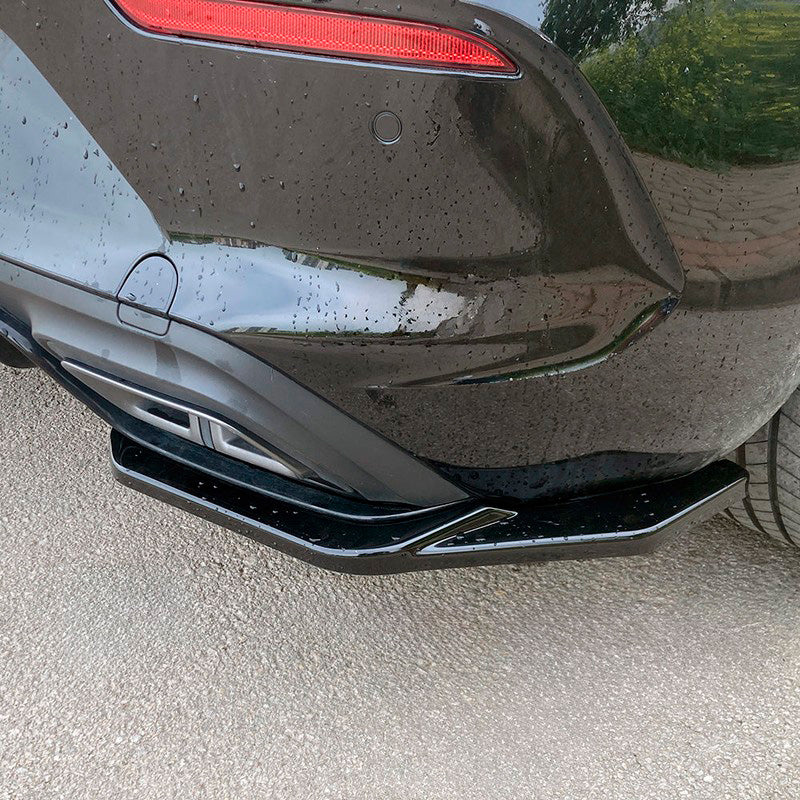 Oneway Heckschürzenansätze (Seitenteile) passend für Cupra Leon HB 2020- - Version 2 - Schwarz glänzend