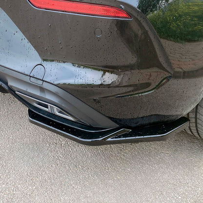 Oneway Heckschürzenansätze (Seitenteile) passend für Cupra Leon HB 2020- - Version 2 - Schwarz glänzend