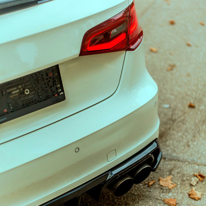 Oneway Heckschürzenansätze (Seitenteile) passend für Audi S3 8V Sportback 2013-2016 - Schwarz glänzend