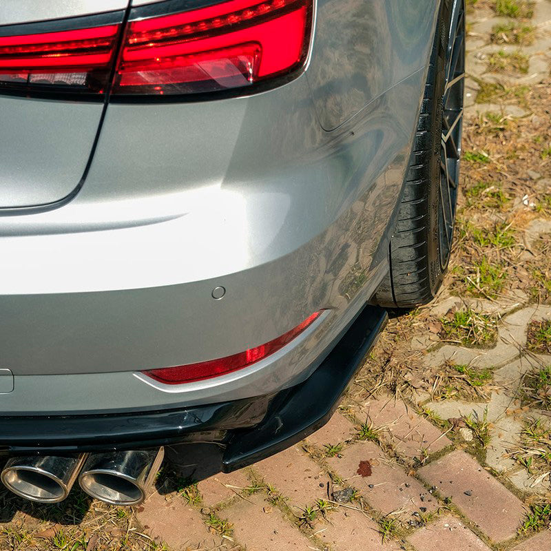 Oneway Heckschürzenansätze (Seitenteile) passend für Audi A3 (8V) Limousine Facelift 2016-2020 - Schwarz glänzend