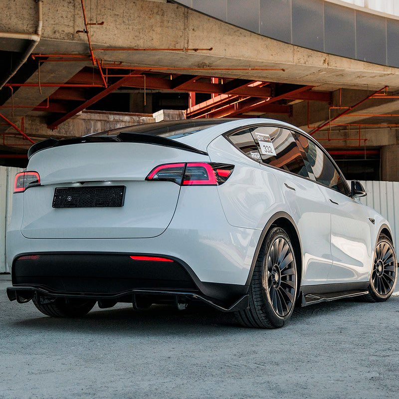 Oneway Heckschürzenansatz passend für Tesla Model Y 2019-2025 - Schwarz glänzend