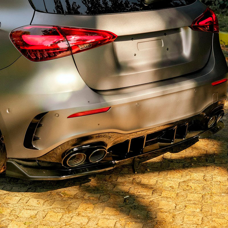 Oneway Heckschürzenansätze (Seitenteile) passend für Mercedes A-Klasse (W177) A45 S Aero Pack 2019-2023 & FL 2023- - Schwa...