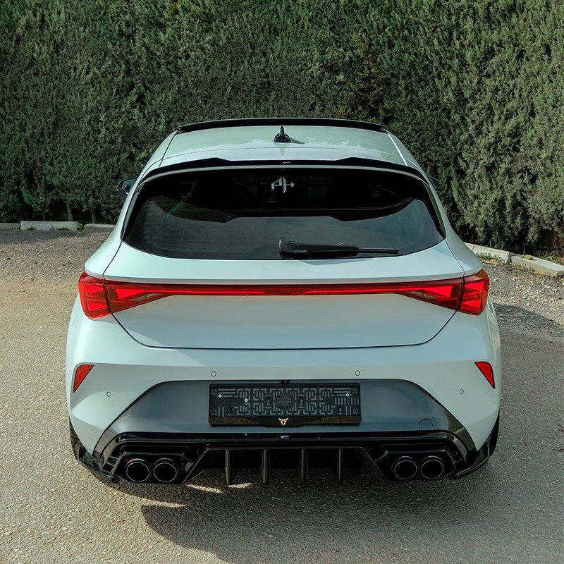 Oneway Heckdiffusor passend für Cupra Leon HB MK1 2020- - Schwarz glänzend